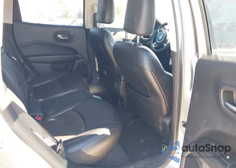 2020 Jeep Compass Altitude Fwd из США, поврежденный, VIN 3C4NJCBB4LT129403